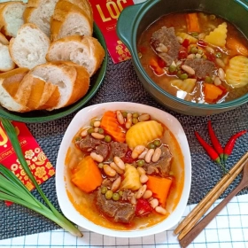 Bò nấu đậu + bánh bao