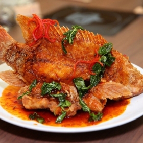 Cá chẽm sốt chua ngọt