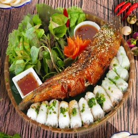 Cá lóc quay bánh hỏi