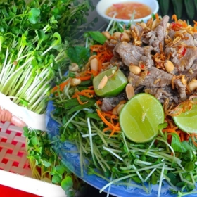 Gỏi cải mầm thịt bò