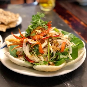 Gỏi củ hủ dừa tôm thịt