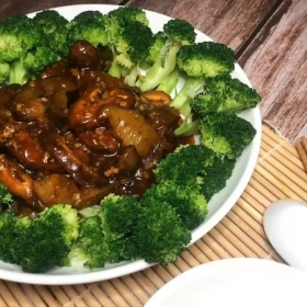 Hải sâm xào đông cô