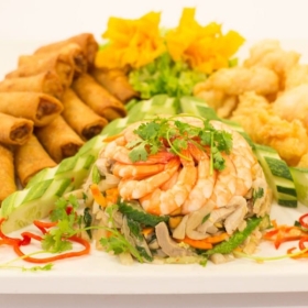 Khai vị 3 món: Cá thác lác + chả giò + chạo tôm 