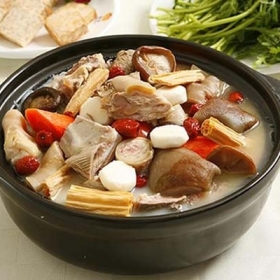  Lưỡi heo bao tử hầm đông cô